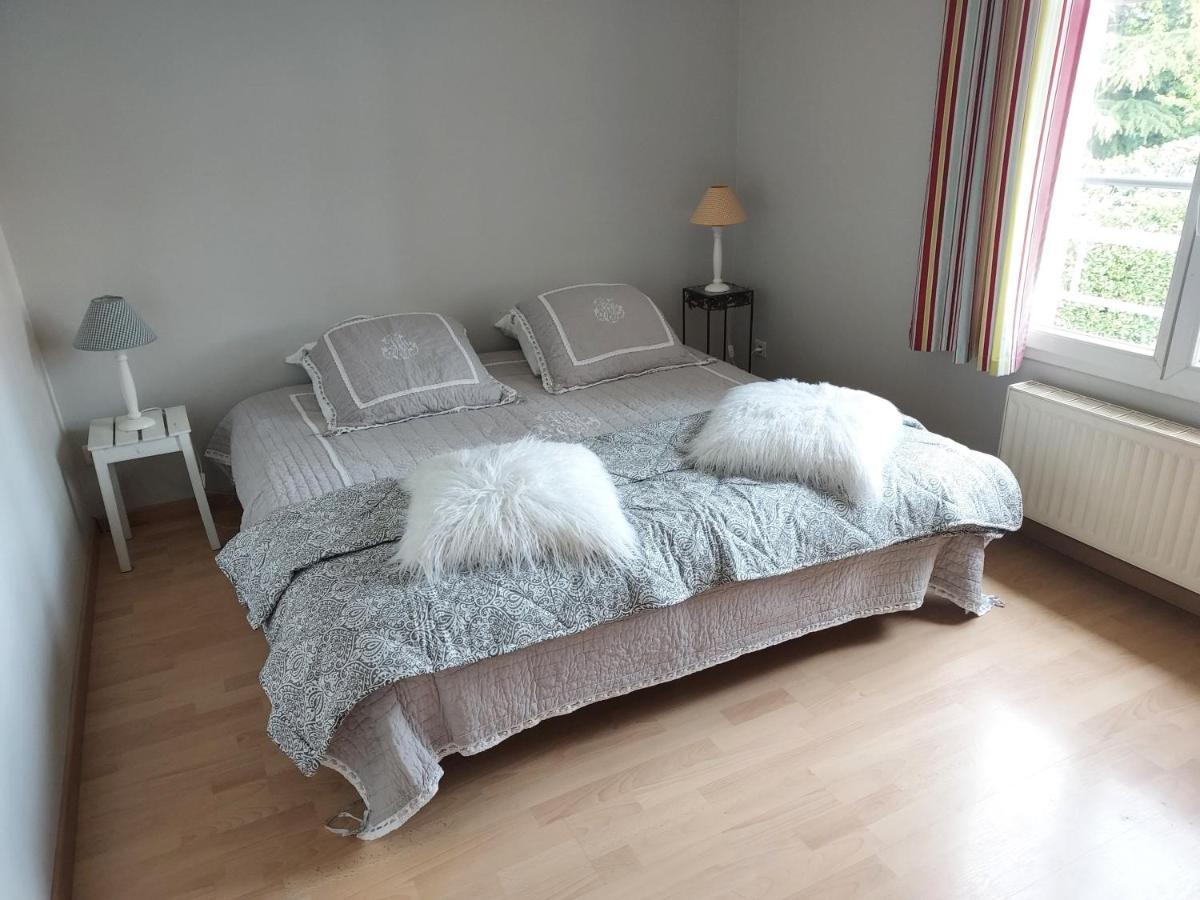 Chambre D'Hote Chez Florence Vourles Ngoại thất bức ảnh